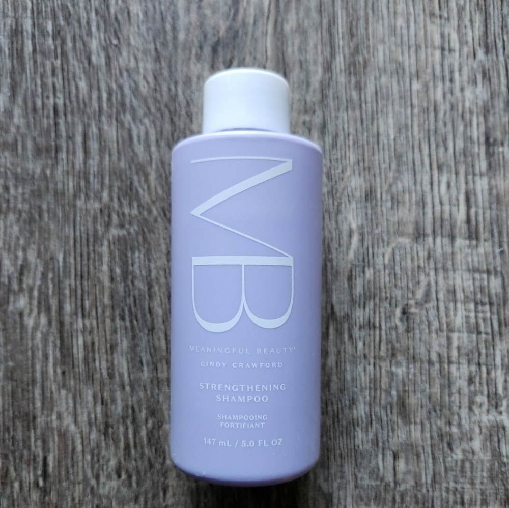 Meaningful Beauty Strengthening Shampoo